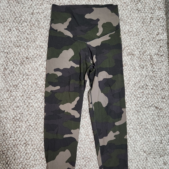 AERIE buttery soft tights - Picture 1 of 4